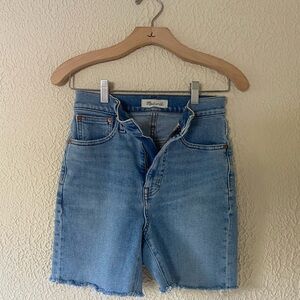 Madewell The Mom Jean - Denim Shorts size 24